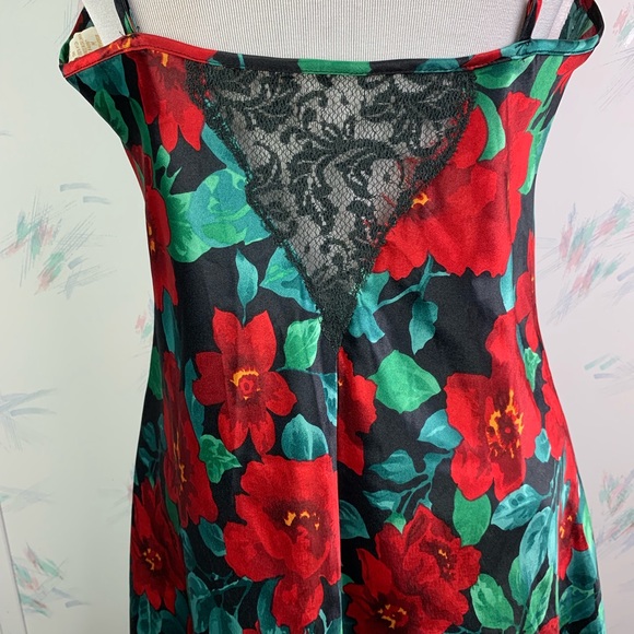 Victoria’s Secret Vintage Chemise Red Green Floral - Picture 6 of 7